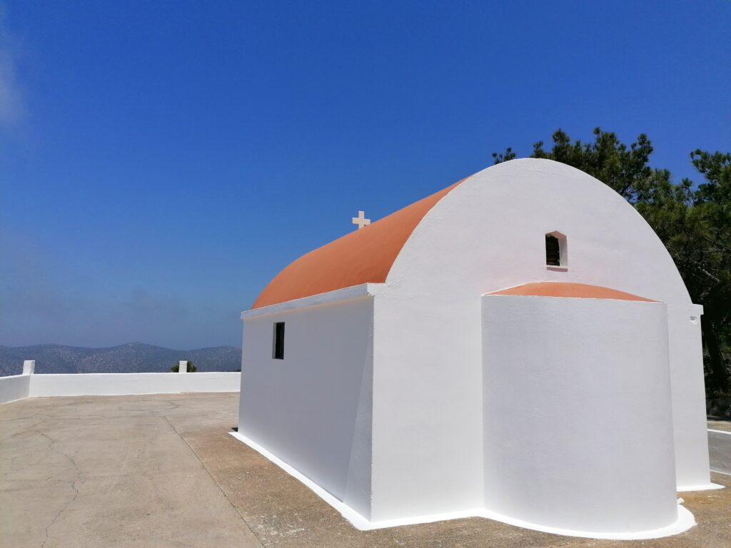 Chapelle Monolithos